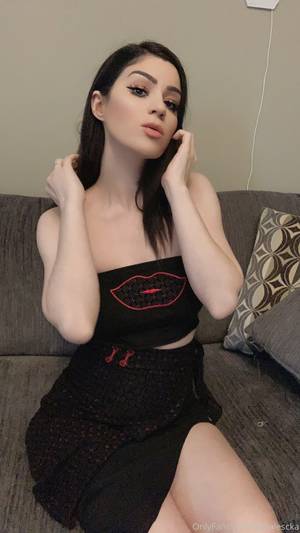 yunalescka_thefappeningblog.exploitedcollegegirlsporn.com_0009.jpg