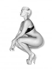 Stefania Ferrario Topless 08.jpg
