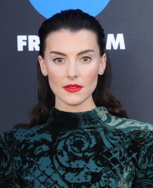 Emma Lahana - Freeform Summit in Los Angeles 1.jpg