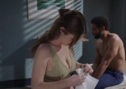 Adelaide Kane - Greys Anatomy s21ep18 screencap 7.jpg