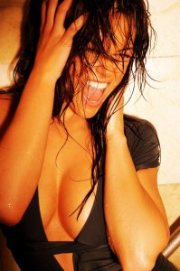 Serinda Swan Sexy Nude - thefappeningblog.exploitedcollegegirlsporn.com 5.jpg