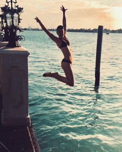 Serinda Swan thefappeningblog.exploitedcollegegirlsporn.com 0.jpg