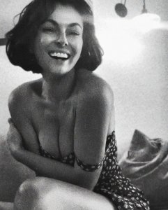 Serinda Swan thefappeningblog.exploitedcollegegirlsporn.com 1.jpg